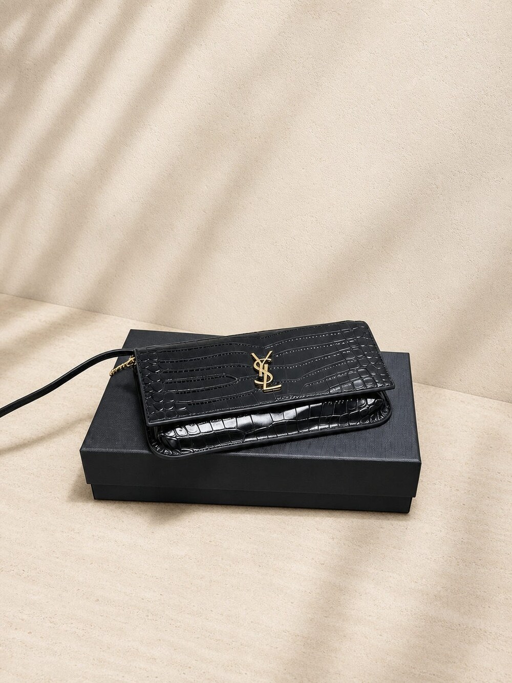 Yves Saint Laurent Medium Kate Purse in Crocodile Embossed Black Calfskin - Picture 7 of 7